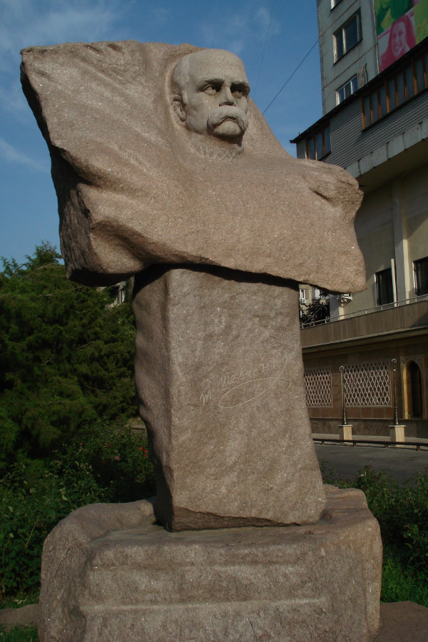 Almary Pamyatnik Shevchenko Almaty Monument
