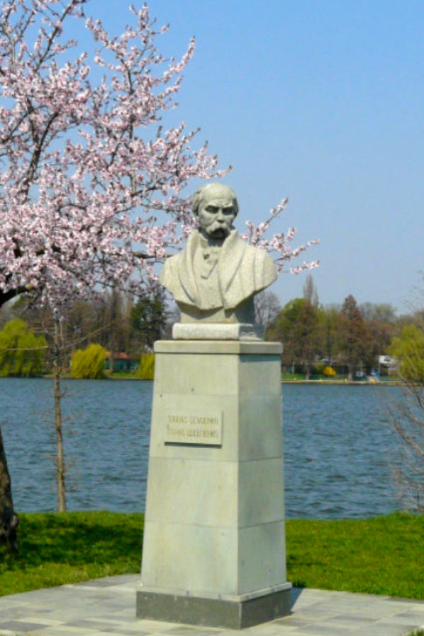 Taras Shevchenko monument in Bucharest