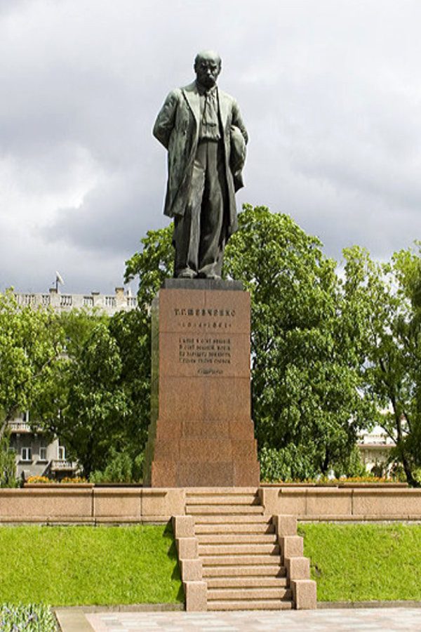 Taras Shevchenko monument in Kyiv