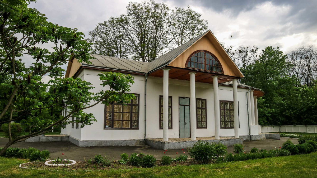 Museum Courtyard House of Taras Shevchenko in Yahotyn