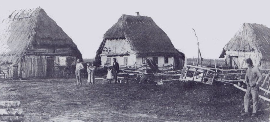 A homestead of a Ukrainian immigrant family, Stewartburn, Manitoba, Early 1900s 